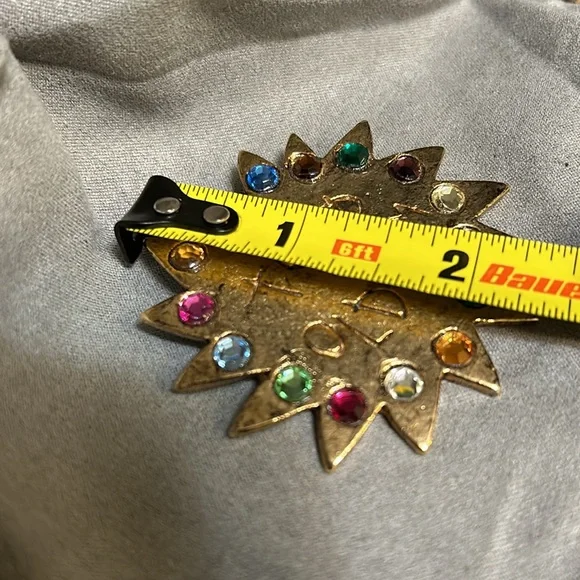 Vintage Todd Oldham gold rhinestone brooch - Picture 7 of 8